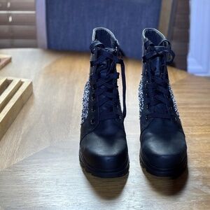 Sorel Joan of Arctic Black Leather Waterproof Wedge III Lexie Boot Size 10